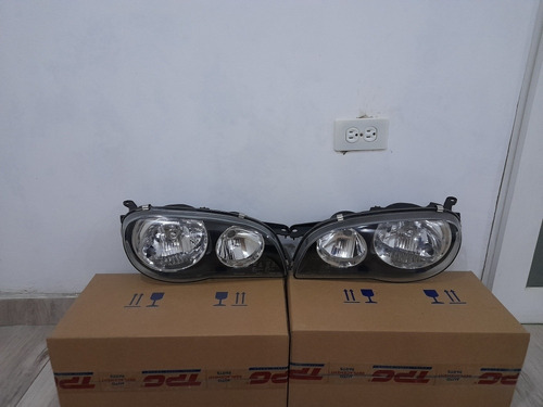 Faro Izquierdo Toyota Corolla 2001 2002