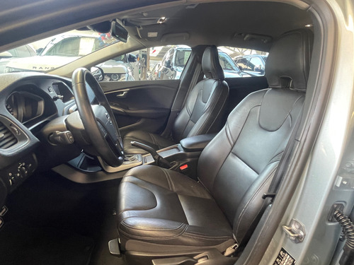 Volvo V40 1.6 Adittion T3 At