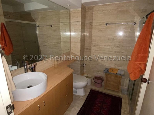 Si Te Piensas Retirar O Tienes Un Familiar En Esa Condición Y Quires Llevar Y Mantener Una Extraordinaria Calidad De Vida?. La Tienes En Caracas . Inclusive Como Inversión. Está En Las Marias
