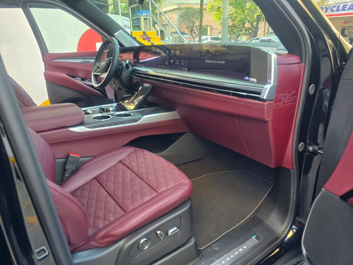 Cadillac Escalade ESV 6.2 Premium Luxury
