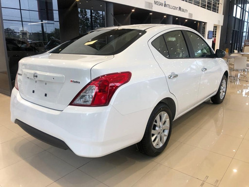 Nissan Versa V Drive Plus At #09