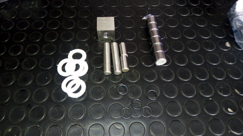 Imagen 1 de 4 de Kit De Reparación De Palanca De Cambios Ford Cargo 1721