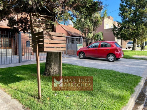 Imagen 2 de 30 de Acha Casa 5 Ambientes Colinas De Peralta Ramos Con Quincho Independiente Y Patio