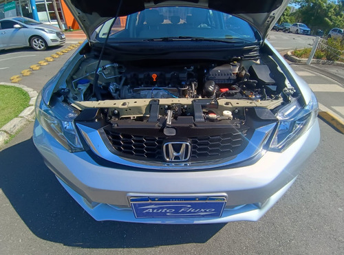 Honda Civic Sedan LXR 2.0 Flexone 16V Aut. 4p