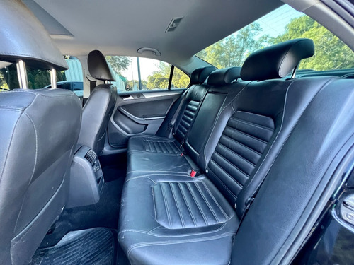 Imagen 15 de 15 de Volkswagen Vento 2.0 Sportline Tsi 200cv