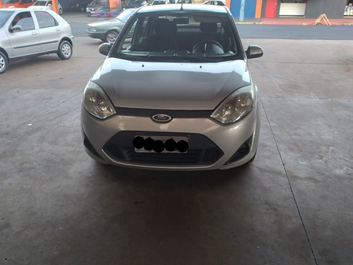 Imagem 4 de 9 de Ford Fiesta Sedan 2013 1.6 Pulse Flex 4p