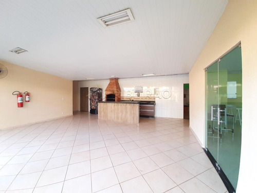 Imagem 5 de 10 de Apartamentos - Ref: V878