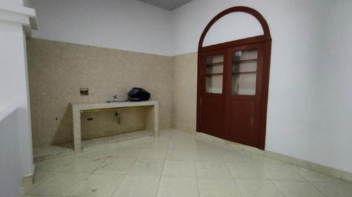 Imagen 6 de 17 de Casa En Arriendo En Bucaramanga San Francisco. Cod 104231