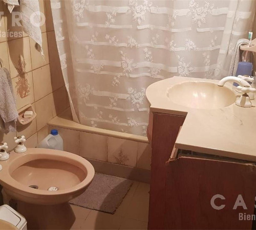 Imagen 18 de 30 de Venta - Casa Con Locales - Libertad