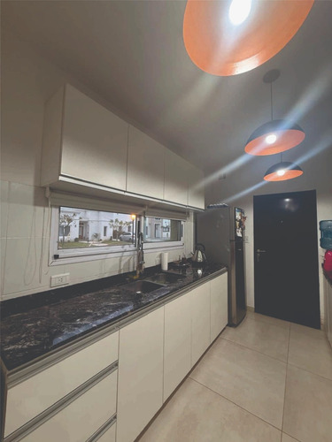 Casa En Venta Pilar Del Este - San Ramon - Villa Rosa - Pilar