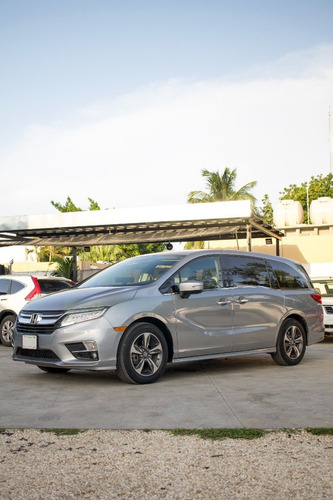 Imagen 1 de 8 de Honda Odyssey Touring V6 / 3.5 At 2018