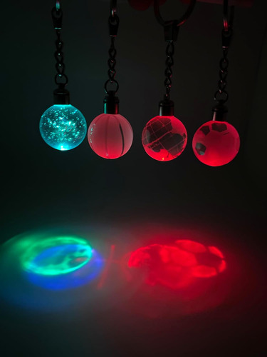 Regalo De Navidad Led Bola De Cristal Llavero Luz Luminosa C