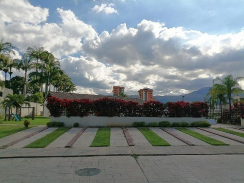 Imagen 16 de 19 de Town House En Venta En Res. Villa Orense Urb. El Rincon Cod: Foth-246