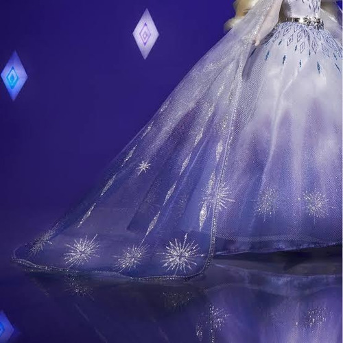 Disney Style Series Elsa Frozen De Colección Con Base