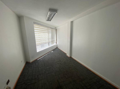 Imagen 1 de 4 de Oficina En Venta, Santiago Centro