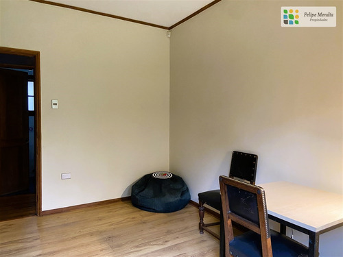 Casa En Arriendo De 6 Dorm. En Las Condes
