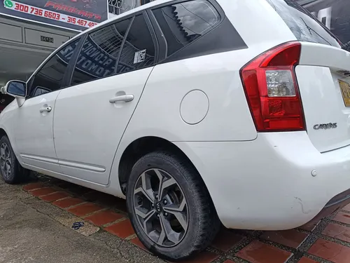 Kia Carens 2.0 Rondo Ex