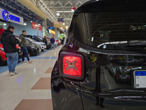 Jeep Renegade 1.8 16V FLEX SPORT 4P AUTOMÁTICO