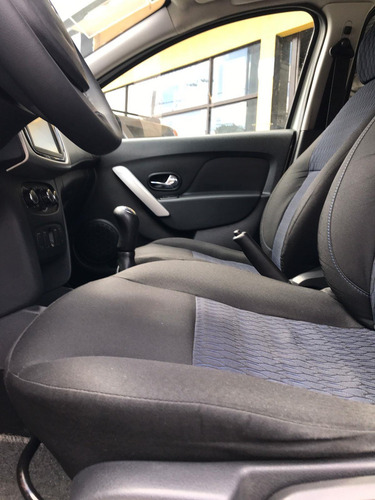 Imagem 10 de 14 de Renault Sandero Expression 1.0 16v (flex)