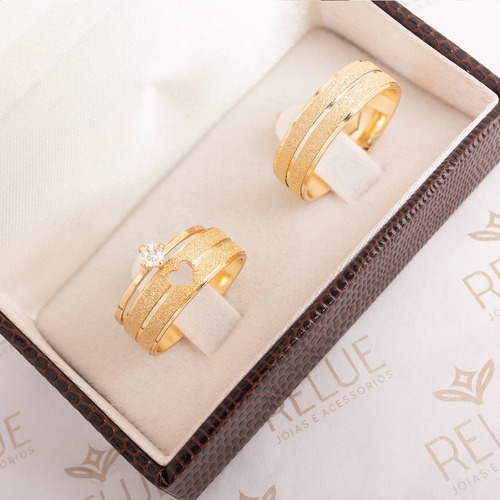 Imagem 5 de 8 de Par De Alianças Banhada A Ouro 18k 6mm Coração Vazado