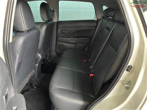 Imagem 13 de 14 de Mitsubishi Asx 2.0 Awd ( 4x4 ) 2014, Câmbio Cvt.