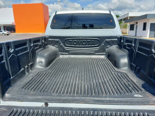 Imagen 14 de 17 de Toyota Hilux Kavak