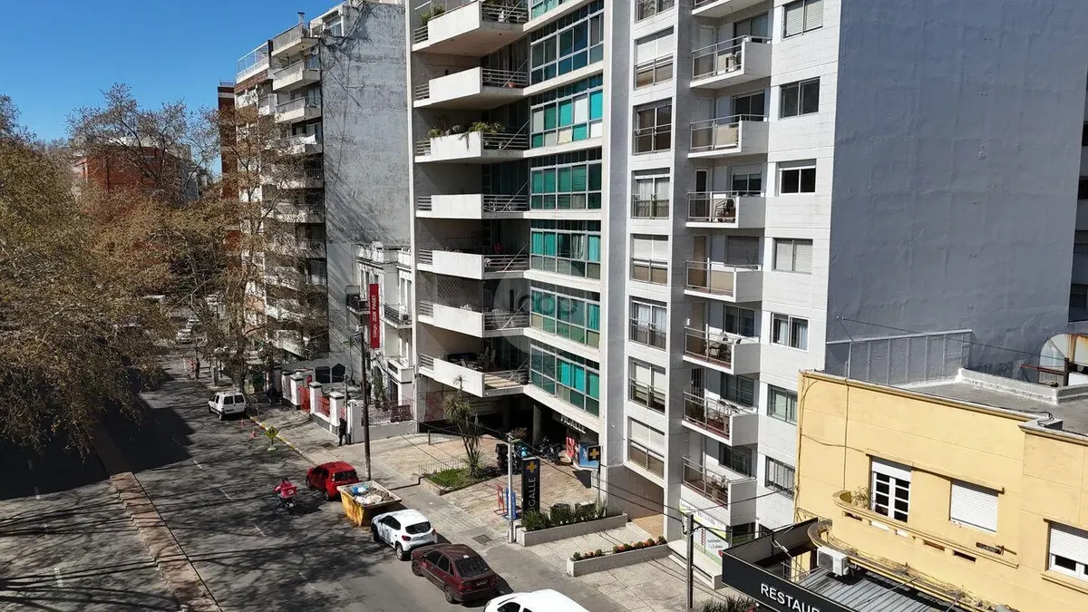 Alquiler Apartamento De 2 Dormitorios En Pocitos · Foto 3
