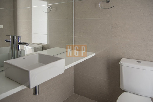 Imagen 18 de 23 de Alexander Boulevard, Apartamento De 3 Dormitorios En Venta