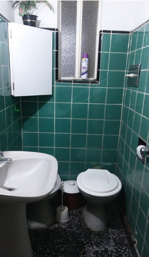 Imagen 5 de 20 de Tres Casas En Un Lote De 10x44mts (berazategui, Buenos Aires)