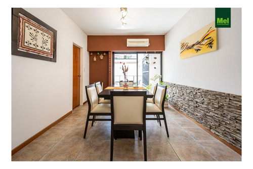 Imagen 12 de 30 de Impecable Casa Con Jardín Y Pileta