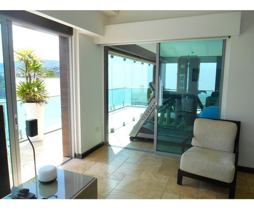 Best House Vende Casa En Lomas Del Mirador