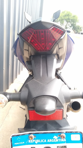 Imagen 9 de 21 de Yamaha R3 Movistar