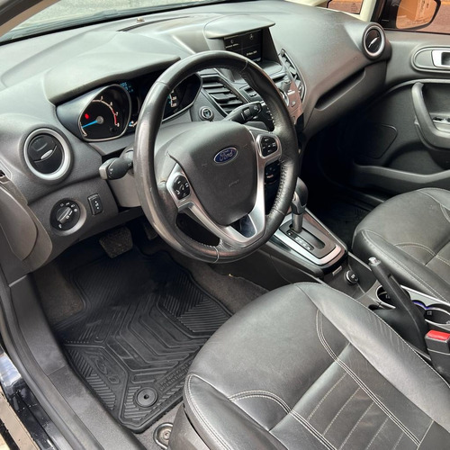 Imagen 12 de 25 de Ford Fiesta Kinetic Design 1.6 Titanium Powershift 120cv