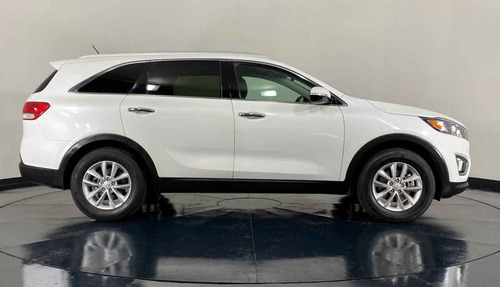 Imagen 3 de 15 de 117332 - Kia Sorento 2017 Con Garantía