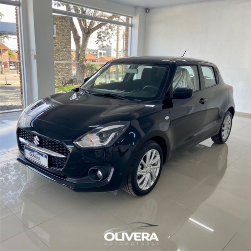 Imagen 1 de 21 de Suzuki Swift Hybrid - 0km Olivera Automotores
