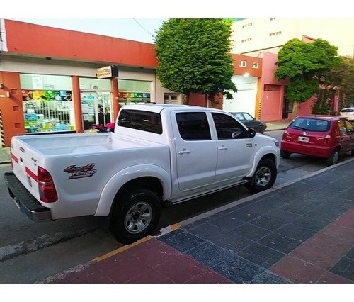 Imagen 11 de 16 de Toyota Hilux 2013 3.0 Cd Sr C/ab I 171cv 4x4 - C3