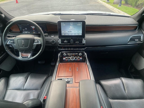 Imagen 6 de 11 de Lincoln Navigator Reserve Corta 2020