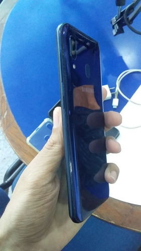 Samsung Galaxy A20