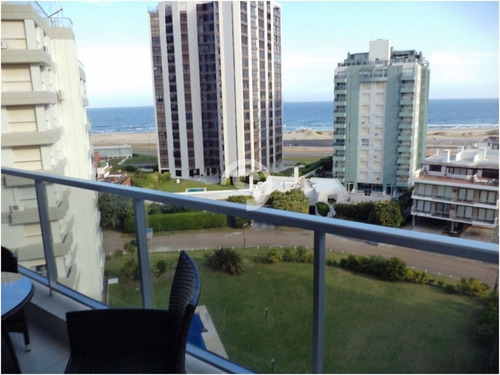 Apartamento En Alquiler - Brava- Ref: 2884