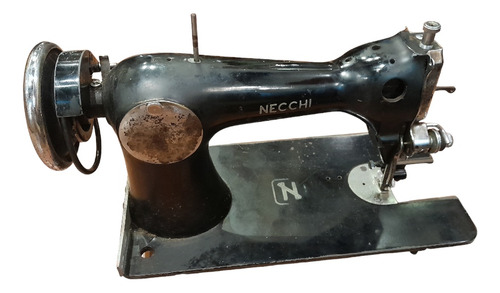 Maquina Coser Antiguo Necchi