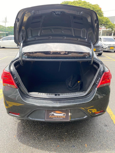 Chevrolet Onix 1.4 Lt