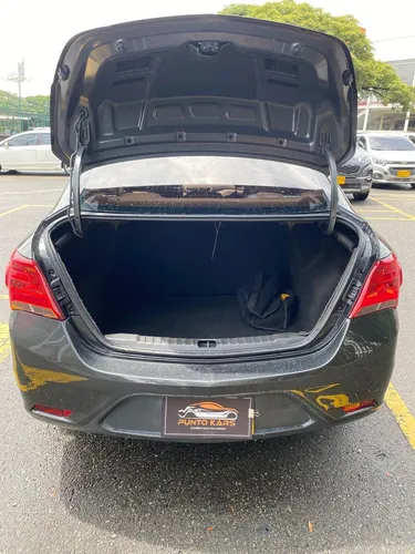 Chevrolet Onix 1.4 Lt