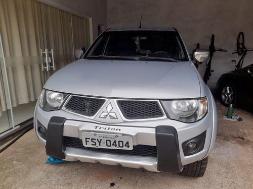 Mitsubishi L200 3.2 Triton Hpe Cab. Dupla 4x4 4p