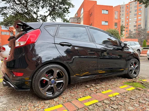 Ford Fiesta 1.6 St