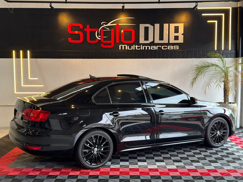 Volkswagen Jetta 2.0 Tsi Highline 4p 211 hp