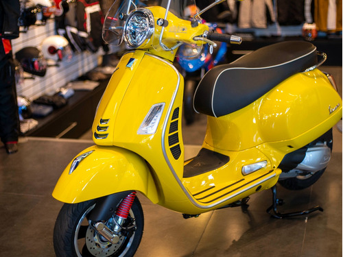 Vespa Gts Super Hpe 300 Entrega Hoy 2023 Modelo Nuevo