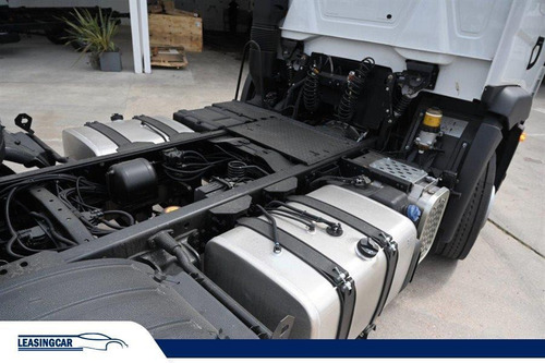 Volkswagen 25-360 V-tronic Tractor 2022 0km