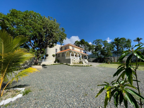 Vendo Villa Entre Dos Ríos: Río Isabela Y Sabana Mina. Localizada En Proyecto Colinas De Minas, Villa Altagracia, Republica Dominicana