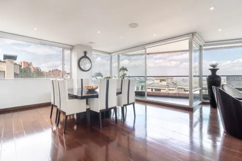 Apartamento En Venta En Chicó Oriental. Cod V9828