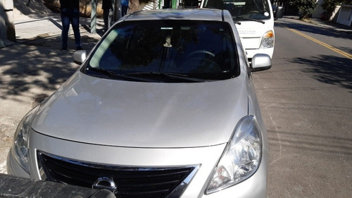 Nissan Versa 2012 1.6 16v Sv Flex 4p